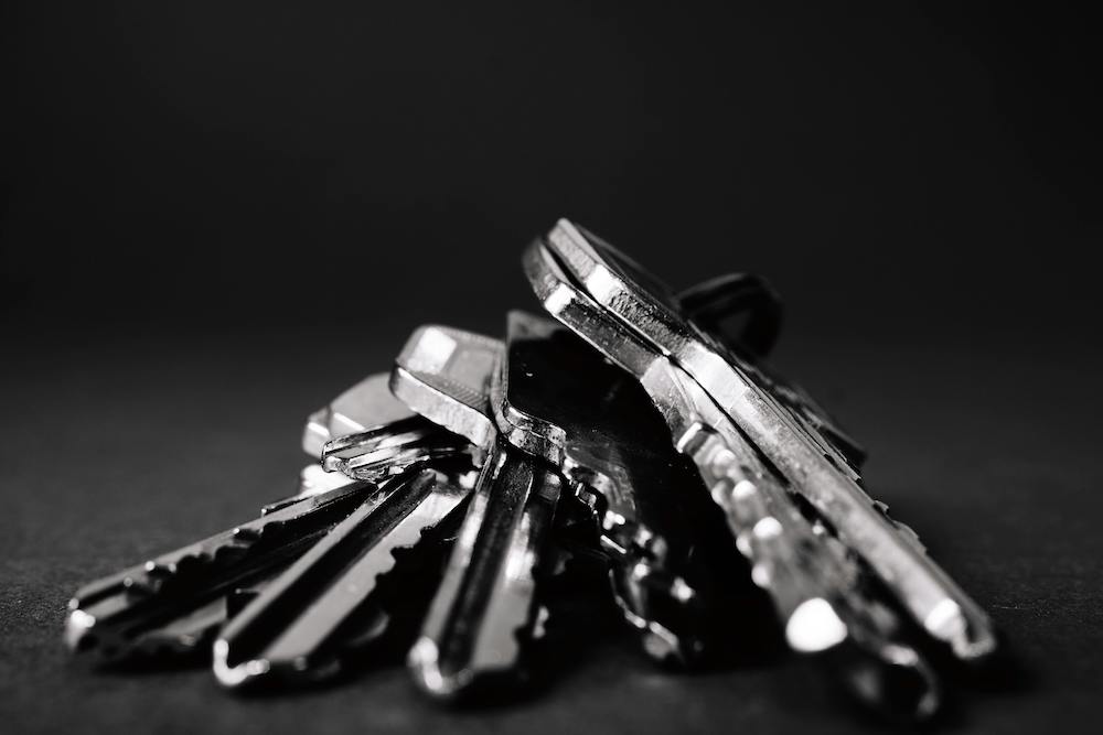 Common Locksmith Scams and How to Avoid Them