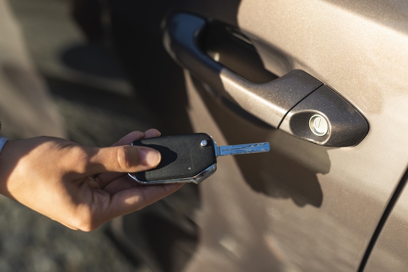key going toward car door lock - what to do if locked out of car